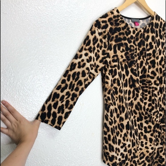 Vince Camuto Three Quarter Sleeve Cheetah Print Top - Picture 2 of 6